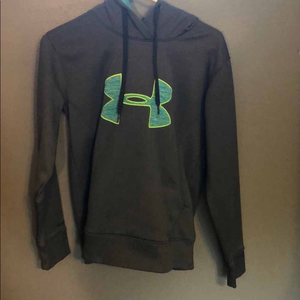 Under Armour cold gear sweatshirt